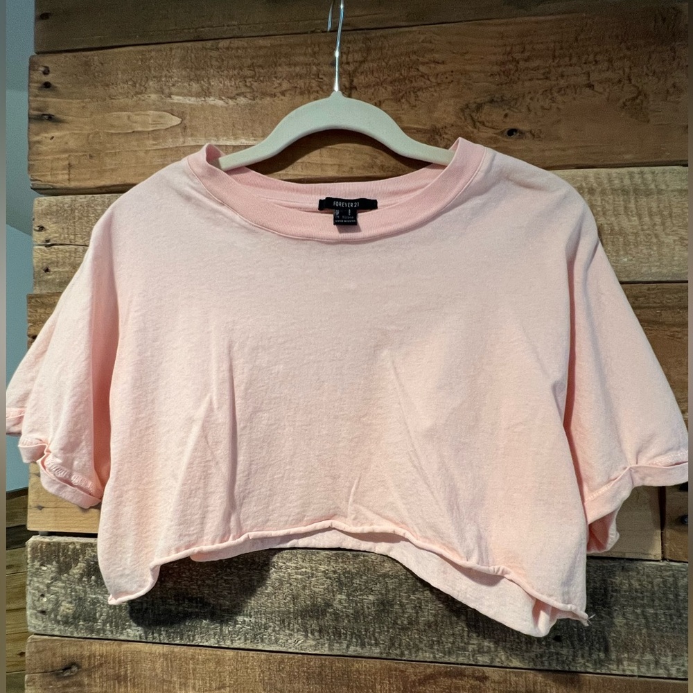 Cropped flowy top